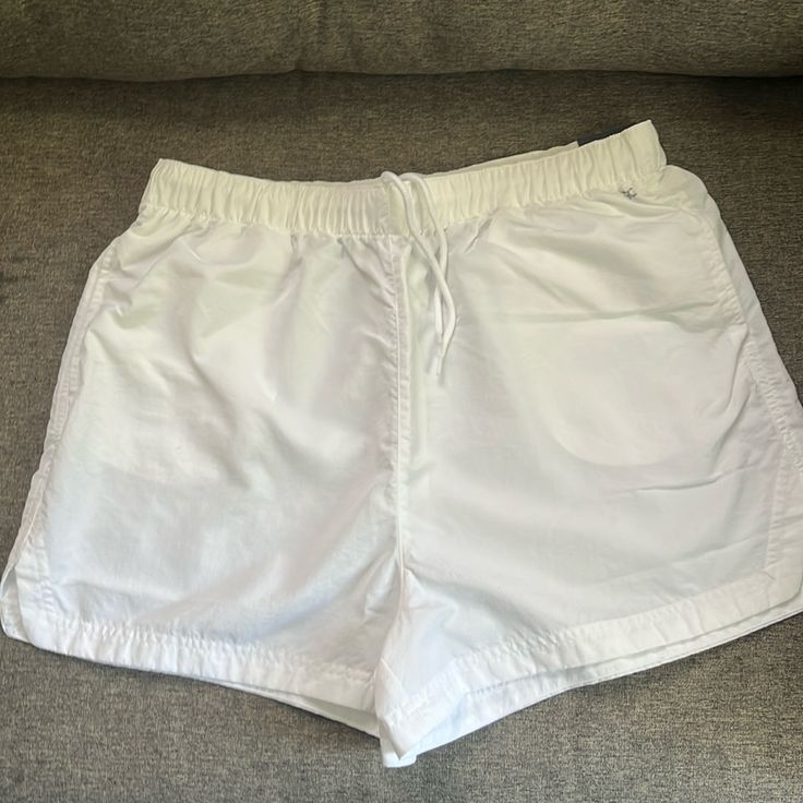 Dsg Women’s Large High-Rise Notched Woven Shorts Pure White, 100% Nylon. Everyday Shorts, Breathable, Water Repellant. Nwt White Relaxed Fit Nylon Shorts, White Nylon Swim Trunks, White Nylon Short Swim Trunks, White Shorts With Pockets For Daywear, White Nylon Shorts With Pockets, White Casual Nylon Bottoms, Casual White Nylon Bottoms, White Beachwear Shorts For Daywear, White Nylon Drawstring Shorts