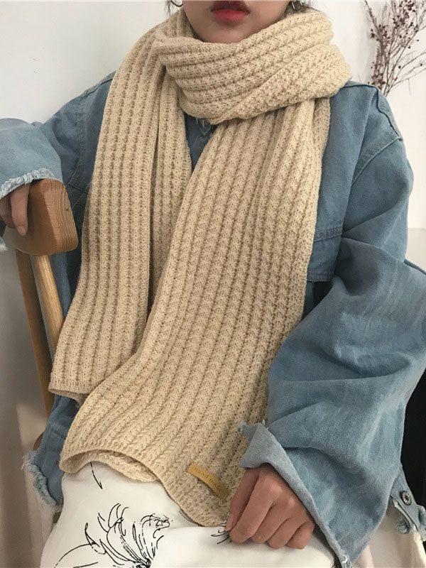 Scarf Aesthetic, Winter Scarf Fashion, Scarf Outfit, Chunky Scarves, Warm Scarf, Plaid Fashion, Scarf Pattern, Long Scarf, Knit Hat