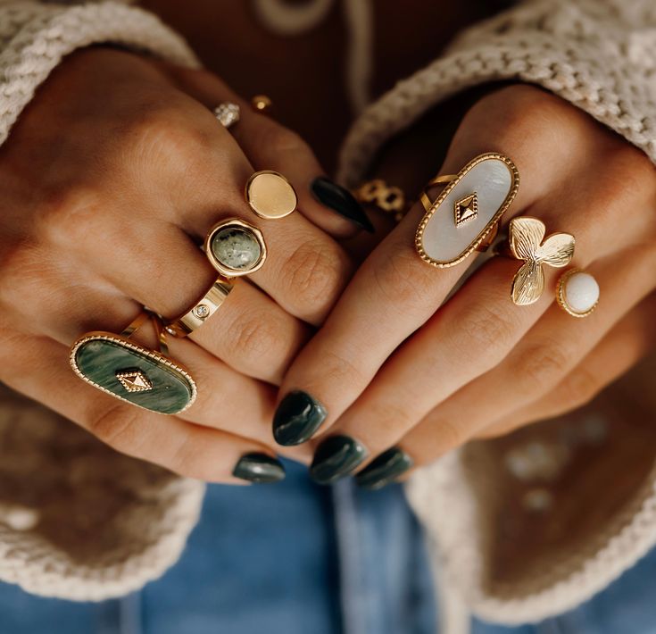 jade stone adjustable ring Ring Inspiration Aesthetic, Boho Aesthetic Jewelry, Chunky Gold Jewelry Aesthetic, Rings On Fingers Aesthetic, Jewelry Trends 2024, Color Palette Jewelry, Vintage Jewelry Aesthetic, Jade Rings For Women, Ring Combos