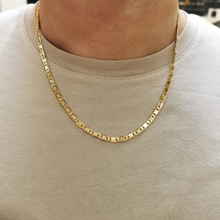 For Men Chain Necklace* 14K Gold Chain Necklace Everyday Jewelry Yellow Gold Chain Bracelet* Valentine Gold Chain Necklace and Bracelet  🎯 Features 🏆 Gram: 9.40 gr(approximate weight) 💍 Size: 22 inch  -4 mm width  Has a Bracelet 🏆 Production Method:Hand Made.Hand made Polish 🏆 14 K (0,585) in gold 🏆 Special Gift Box 🏆 Like all precious jewels,it comes in its own gift box. 🏆 Can include a little gift note  🏆 The Gold Body Of The Chain is Polished By Hand. Men Chain Necklace, Men Chain, Necklace Everyday, Gold Chain Bracelet, Gold Bodies, Gold Armband, Mens Chain Necklace, Precious Jewels, Gold Bracelet Chain