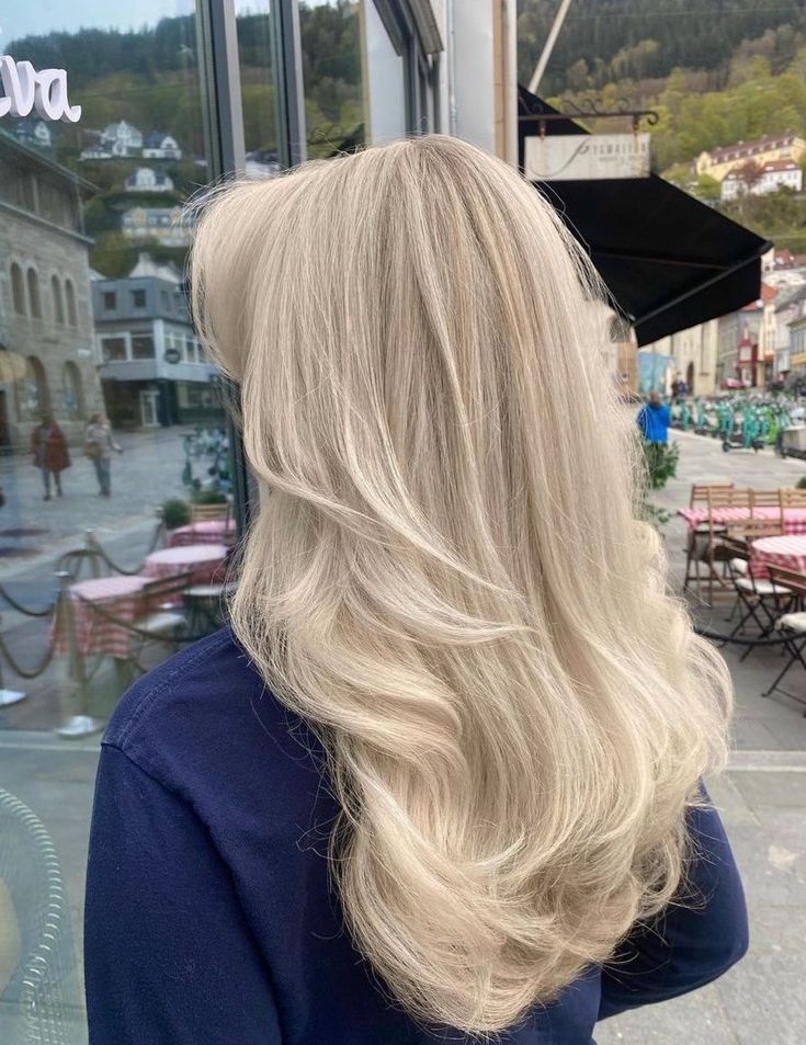 Really Blonde Hair, Level 10 Hair, Level 10 Blonde, Super Blonde Hair, Blonde Colors, Hair Levels, Blonde Hair Goals, Cabello Afro Natural, Perfect Blonde Hair