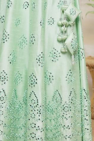 Light green lehenga highlighted with intricate floral mirror embroidery and scallop edged hem. Comes with sheer neckline blouse and scallop edged hem dupatta. Light Green Lehenga, Embroidered Bridal Lehenga, Floral Mirror, Mirror Embroidery, Green Lehenga, Green Mirrors, Embroidered Lehenga, Luxury Sale, Dupion Silk