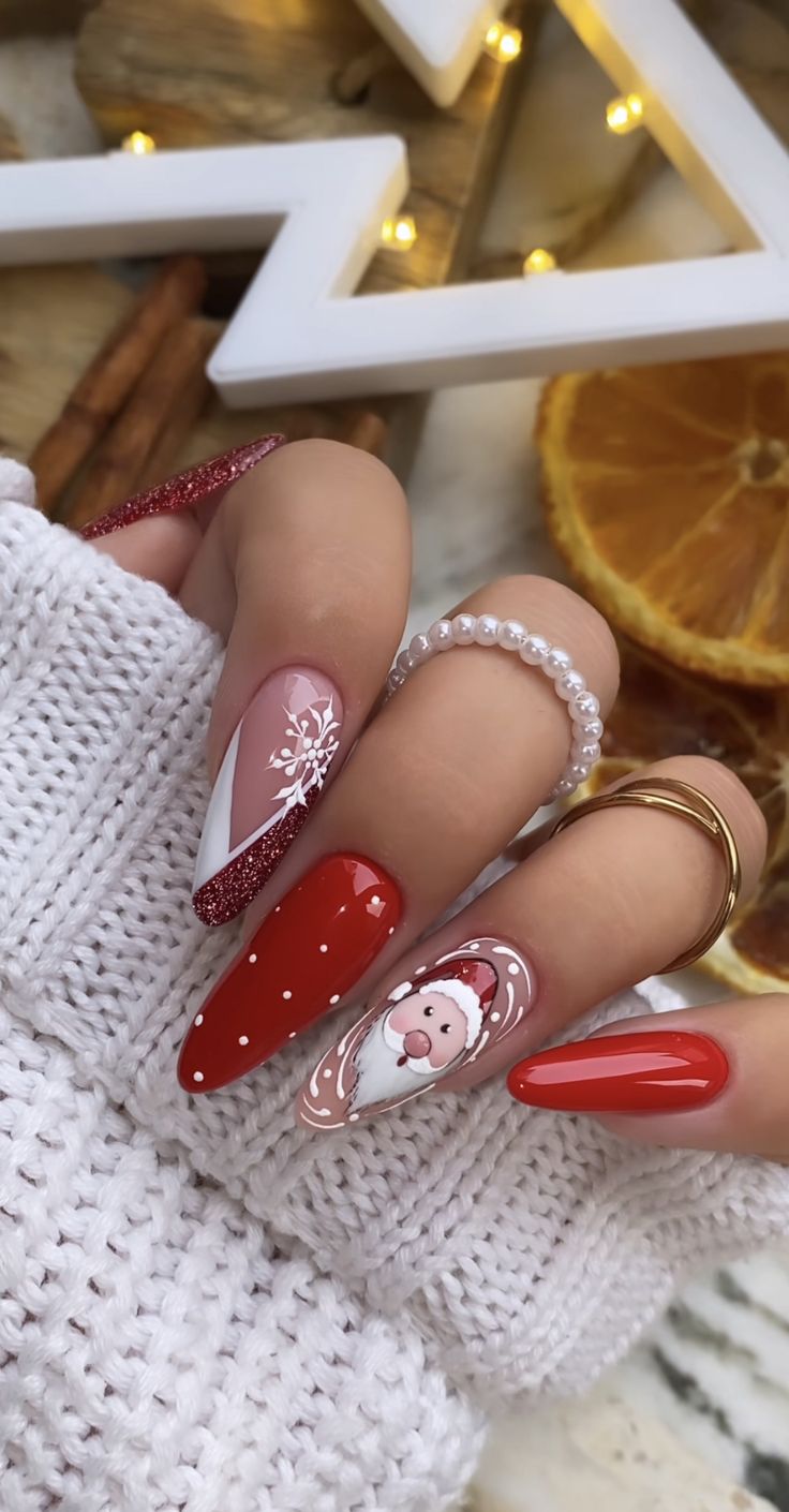 Nail Art Noel, Santa Nails, Unghie Nail Art, December Nails, Red Christmas Nails, Christmas Gel, Cute Christmas Nails, Winter Nails Acrylic, Christmas Nails Easy