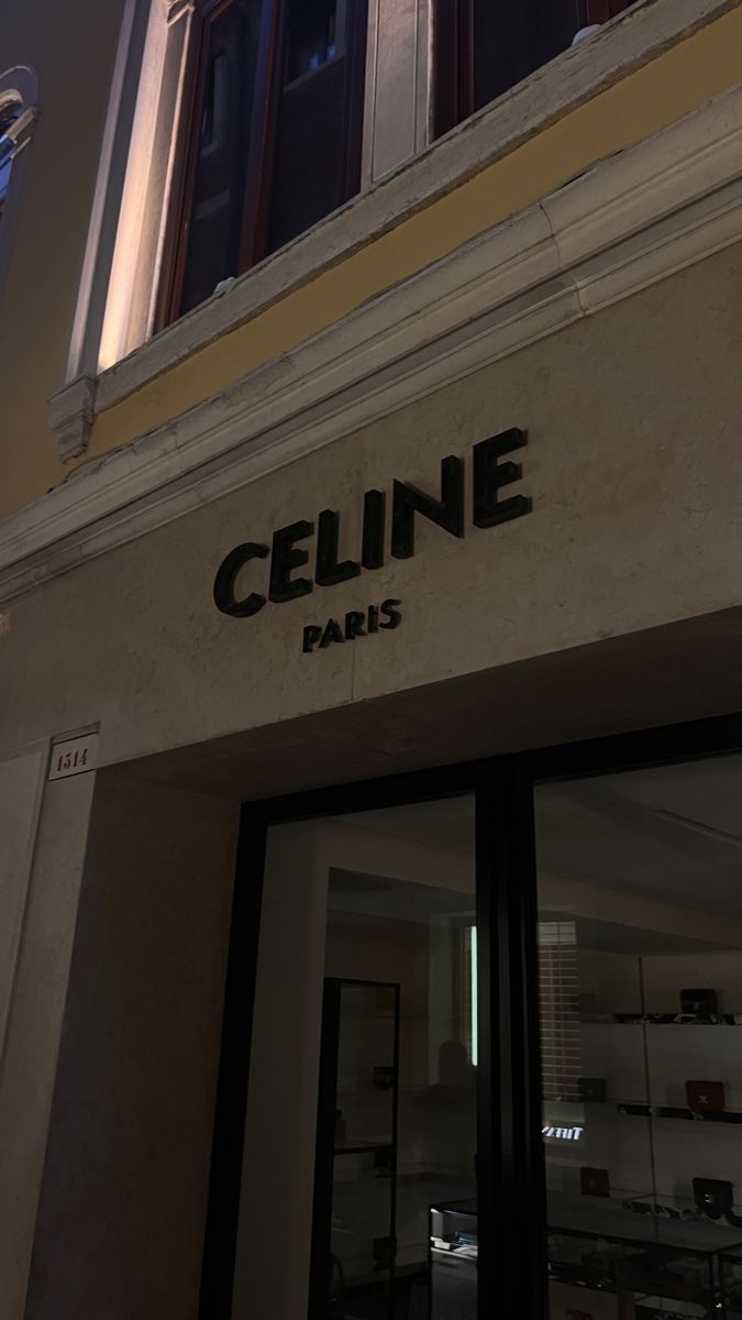 #celine #fashion Celine Aesthetic Wallpaper, Valentino Aesthetic Wallpaper, Celine Core, Celine Ambassador, Valentino Aesthetic, Celine Aesthetic, Lisa Core, Choose Me Quotes, Celine Brand