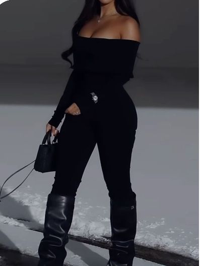 Winter Bodycon Outfit, Going Out Dinner Outfits Winter, Winery Fits, Winter Club Outfit Clubwear, Bar Outfits Winter, Club Outfit Winter, Black Clothes Aesthetic, Winter Club Outfit, Winter Club Outfits