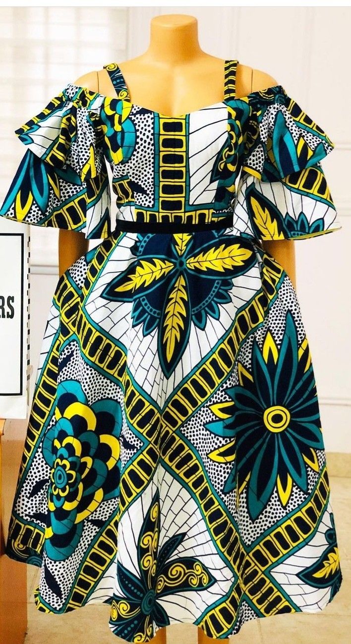 Fancy Gown, Classy Short Dresses, African Attire Dresses, Maxi Design, African Fabric Dress, Long African Dresses, Gown Blue, African Print Dress Ankara, African Dresses For Kids