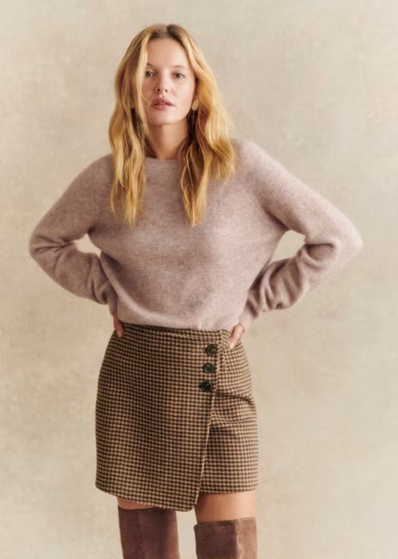 Peter Skirt - Taupe - Sézane Chic Tweed Skirt For Fall, Trendy Winter Houndstooth Skirt, Chic Tweed Mini Skirt For Fall, Sezane Outfit, Brown Tweed Skirt, Taupe Skirt, Brown Skirt Outfit, Sezane Mini Skirt, Flamboyant Gamine