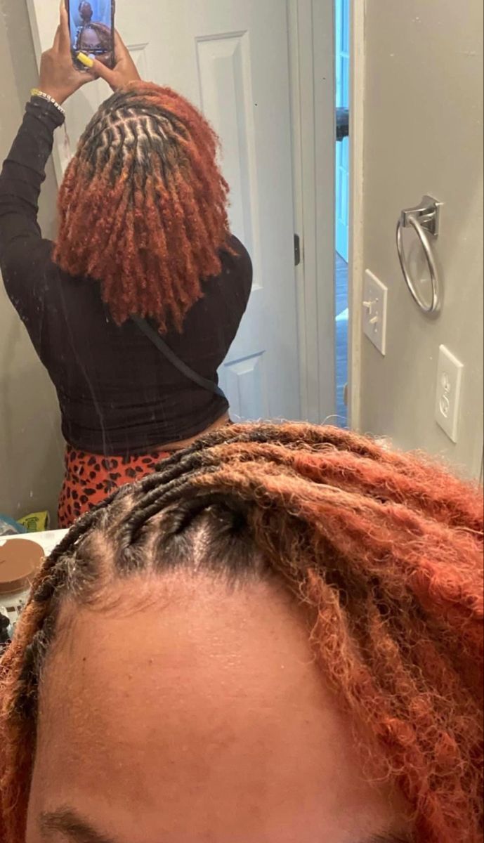 Ginger Tips Locs, Color Combos For Locs, Locs With Skunk Stripe, Locs Dyed Black Women, Dyed Dreads Black Women, Color Locs Black Women, Skunk Stripe Locs, Dread Color Ideas Locs, Loc Color Ideas Black Women