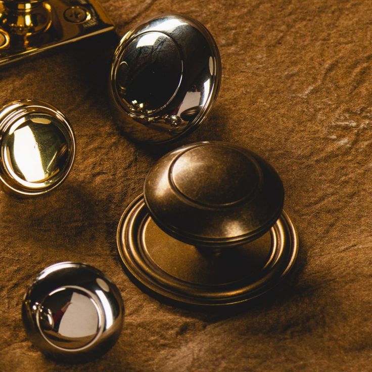 Dimensions 1.75" Length x 1.75" Width x" 1.25" Projection Description Smooth, fluid forms and classic details to infuse interiors with European sophistication with a contemporary flair. The Crewe 1.75" Knob was created to elevate kitchens and bathrooms with luxurious brass finishes and a timeless sense of chic.Burnished Brass finish is hand applied by our amazing artisans. There may be natural variations in the finish which makes each piece charming and unique, and are not product defects. Such Fluid Forms, Pure Salt, Burnished Brass, Kitchen Hardware, Appliance Pull, Bath Hardware, Be Natural, Family Heirloom, Knobs And Pulls