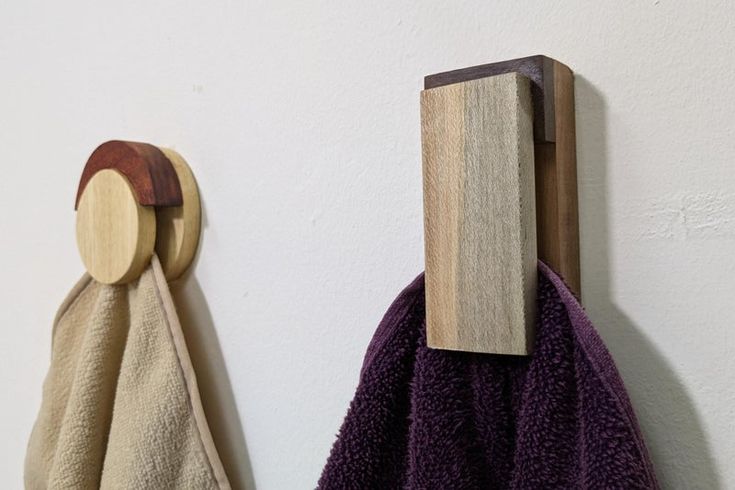 How to Build Wood Towel Holder / DIY Project : 5 Steps (with Pictures) - Instructables Wooden Towel Holder Bathroom, Wooden Towel Hanger, Diy Wood Towel Rack, Diy Towel Hanger, Towel Rack Bathroom Diy, Diy Towel Holder, Wood Towel Hooks, Wood Towel Holder, Towel Holder Diy