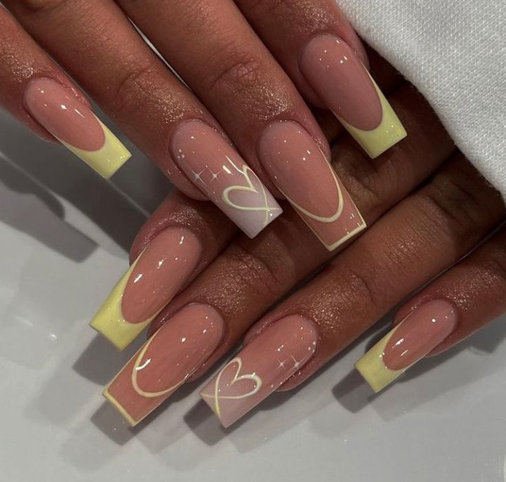 Yellow 💛 Yellow Nails #fyp #nails #nailsofinstagram #nailsoftheday #nailsonfleek #nailsart #nailaddict #nailaddict #nailartist Girly Acrylic Nails Summer, Nail Printemps, Gel X Nail Designs Square, Nail Inspo With Gems, Trendy Square Nails, Square Shape Nails, Yellow Nails Design, Girly Acrylic, Girly Acrylic Nails