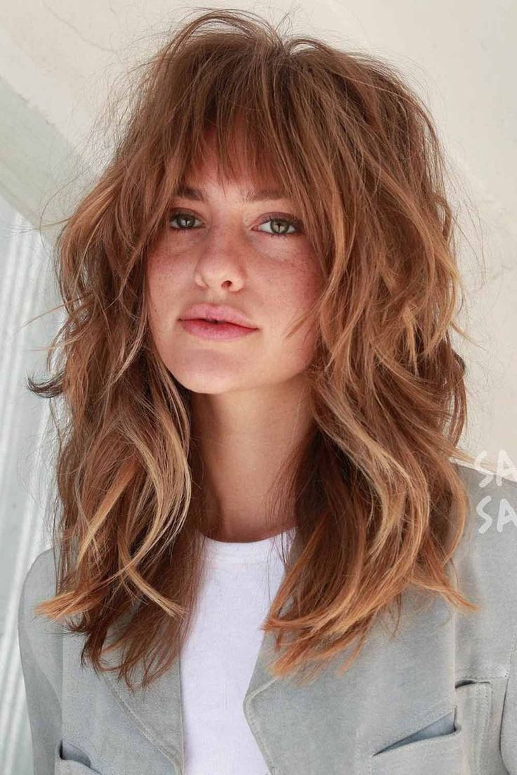 Light Brown Hair Color, Brown Hair Color, Hair Color Light Brown, Long Layered Haircuts, Hair Color Highlights, Long Hair With Bangs, Long Layered Hair, Long Wavy Hair, Haircuts For Long Hair