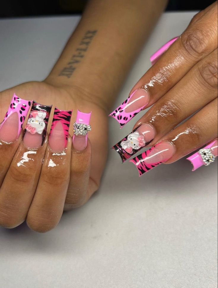 Nails Design Y2k, Bratz Nails, Pink Bratz, Square Nails Design, Tattoos Infinity, Designer Nails, Weak Nails, Acrylic Nail Set, Hard Nails