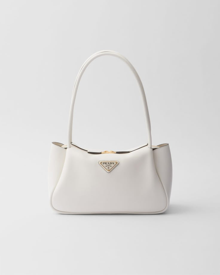 White Designer Purse, White Summer Bag, White Lv Bag, White Bag Aesthetic, White Luxury Bag, Hand Bag Outfit, Mini Bags Aesthetic, White Prada Bag, White Designer Bag