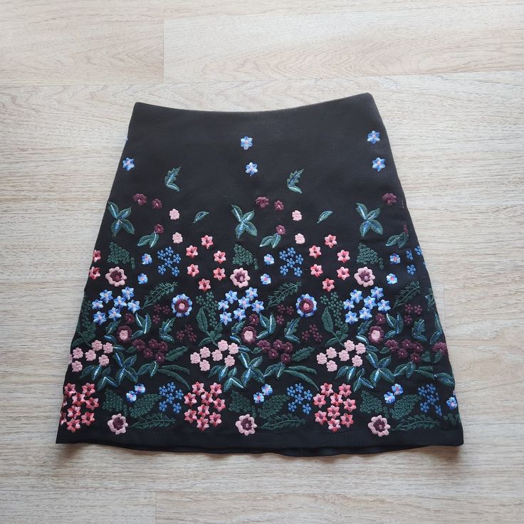 Zara Floral Embroidered Mini A-Lined Skirt Zip Lined Black 100% Polyester Condition Is Pre-Owned In Good Condition. Please Note: -The Real Color Of The Item May Be Slightly Different From The Pictures Shown On Website Caused By Many Factors. -Don't Go By Size Number, Do Check Measurements Listed Below To Determine If The Item Will Fit. Measurements: Approximately (Laying Flat). -Waist: 15 Inches -Hip: 20 Inches -Length: 20 Inches The Condition Guide: -New With Tags - Never Been Used Condition. T Zara Embroidered Fitted Skirt, Fitted Embroidered Zara Skirt, Zara Embroidered Skirt For Spring, Spring Embroidered Skirt From Zara, Fitted Skirt With Multicolor Floral Embroidery, Reworking Clothes, Zara Skirts, Lined Skirt, Fashion Hoodies