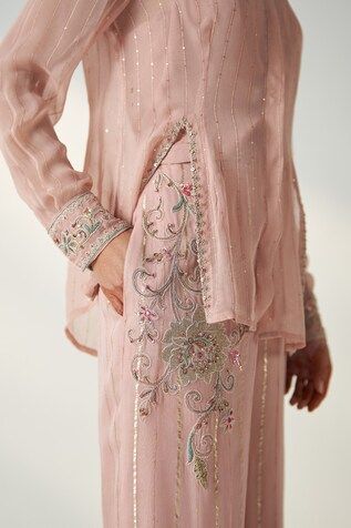 Pink shirt featuring full puffed sleeves, collar neck, and front slits with sequin embellishments. Paired with matching embroidered pant and inner., Fit: Relaxed Coord Sets, Shirt Pant, Casual Indian Fashion, Salwar Kamiz, Pakistani Fancy Dresses, Coord Set, Traditional Indian Outfits, Shirt Pant Set, Boutique Dress Designs