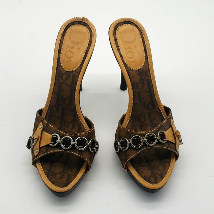 Dior Sandals Size 39 1/2 Color Brown 100% Authentic I Dont Sell Fake Brands All Items Can Be Verified At Store Locations Condition New But A Small Damages To The Back Of One Shoes Vintage Gucci Heels, Vintage Dior Heels, Dior Brand, Dior Heels, Gucci Heels, Dior Sandals, Fun Heels, Vintage Heels, Cute Heels