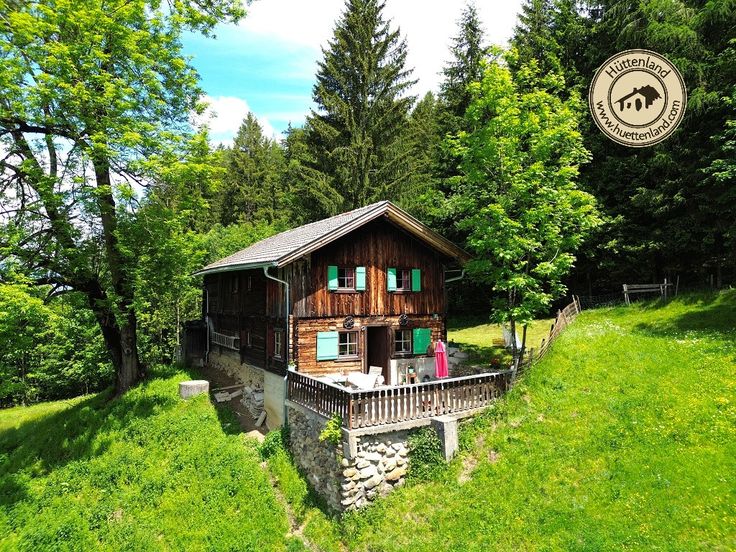 Die entzückende Schneider Aste am Weerberg findet ihr kuschelig eingebettet zwischen Wiesen & Wäldern. ❤️ Eine Almhütte zum Verlieben. Jetzt mieten. Architecture Plan, Restaurant, Architecture