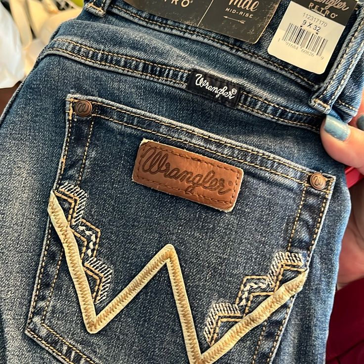 Questions? Leave A Comment Below! Wrangler Pants Women, Western Clothing For Women, Wrangler Jeans Aesthetic, Country Wishlist, 7s Jeans, Aesthetic Cowgirl, Western Things, Empyre Jeans, Western Stuff