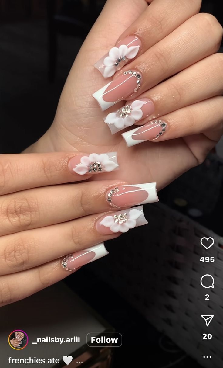 Apex Gel Nails, M Initial Nails, Acrylic Nails Quince, White Medium Nails, 3 D Flower Nails, Quince Nails Pink, Square Nails Ideas Medium, Dream Wedding Nails, Xv Nails