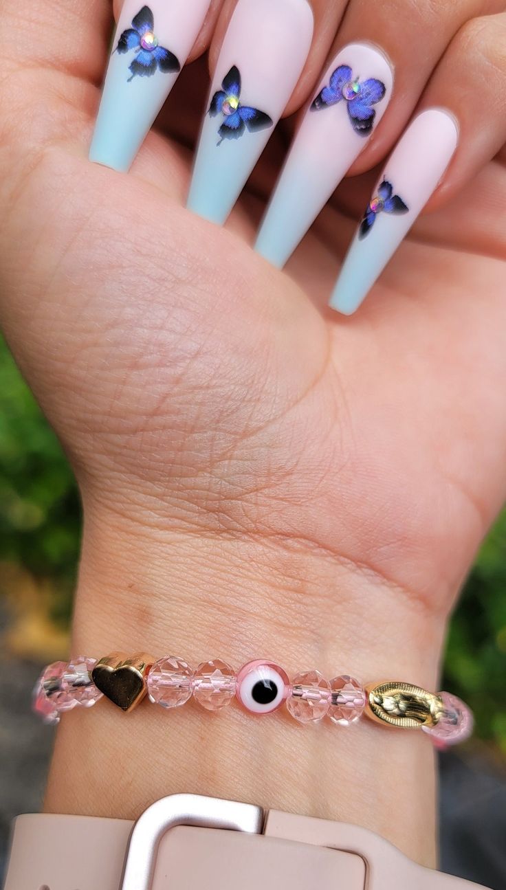 This bracelet has a very simple yet unique design. Adjustable to fit any size wrist! Pink Cord Clear pink beads Adjustable Bracelets to fit any size wrist NOW AVAILABLE IN SILVER OR GOLD PINK EVIL EYE MEANING: *Friendship protection *Calming feelings *Neutralize disorder *Relaxation acceptance