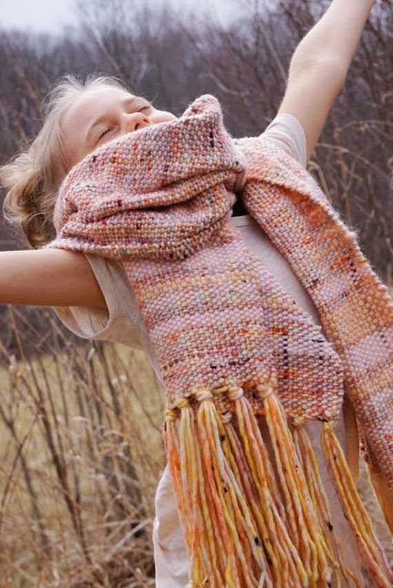 A chunky woven scarf featuring a lovely tie-dye pink merino yarn. I wove this scarf on a floor loom, personally designing and crafting the patterns and designs on this one-of-a-kind scarf. I enjoy using beautiful fibers and materials while participating in the timeless art form of weaving. This artistic scarf would be the perfect item to elevate your outfit during lovely Fall days and add personality to your own style. Weaving Scarf Pattern, Loom Weaving Projects, Hand Woven Scarf, Weaving Scarfs, Handwoven Shawls, Floor Loom, Weaving Loom Projects, Rigid Heddle Weaving, Weaving Looms