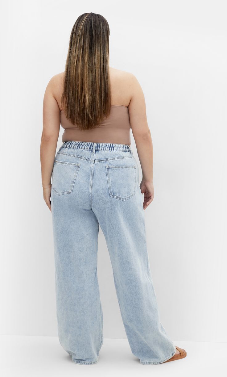 Bring your style up to speed with the Harley Kyla Wide Leg Jean. Designed with a high rise fit, inside leg seam detailing and made with stretch cotton blend fabrication, revel in the casual trendy look of these jeans.  Key Features Include:  - The perfect fit for an hourglass figure  - Belt looped semi elasticated waistband  - High rise  - Side pockets  - Single button and fly fastening  - Inside leg seam detailing  - High denim fibre retention to maintain shape  - Stretch Cotton blend fabrication  - Signature Chic Denim hardware throughout zips, buttons and rivets  - Wide leg  - Regular length  Team with a graphic tee for an effortless outfit. Casual Stretch Cropped Jeans For Everyday, Trendy Cotton Bottoms With Pull-on Style, Versatile High Rise Light Wash Jeans, Versatile High-rise Light Wash Jeans, Light Wash Mid-rise Everyday Bottoms, Light Wash Mid-rise Bottoms For Everyday, Everyday Light Wash Mid-rise Bottoms, Non-stretch Everyday Cropped Jeans, Trendy Denim Flare Jeans For Casual Wear