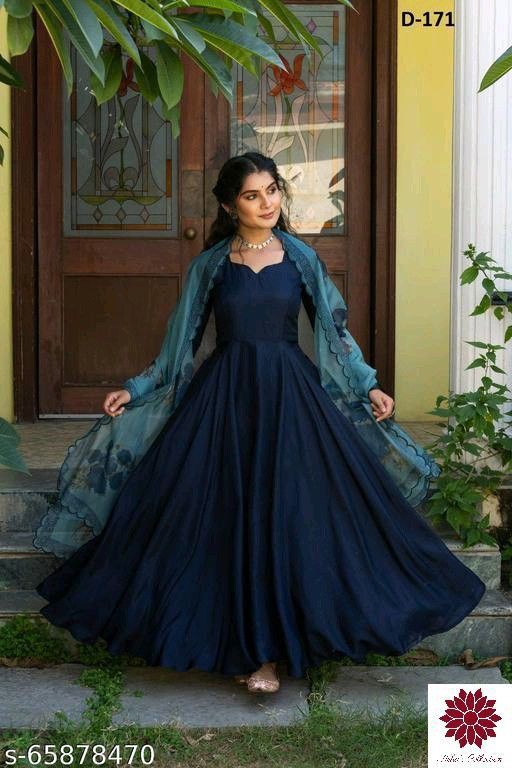 Dress With Dupatta, Gown Dress Party Wear, Maxi Dress Styles, Designer Anarkali Dresses, Simple Frock Design, Long Frock Designs, Printed Organza, Long Gown Design, Simple Frocks