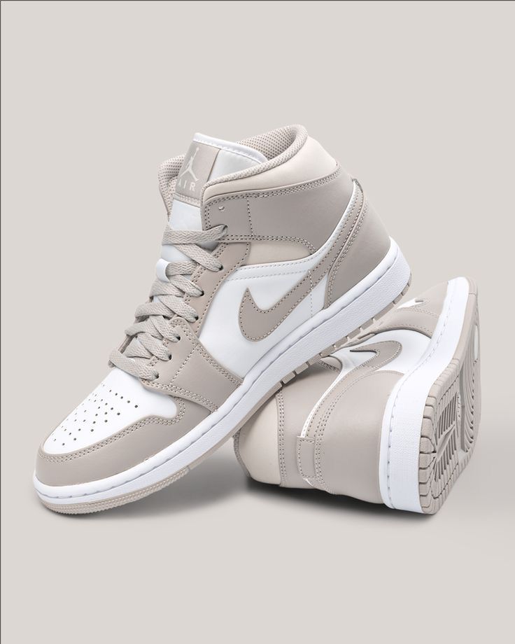 Custom Air Jordan 1, Custom Air Jordan, Beige Sneakers, Nike Shoes Girls, Dr Shoes, Trendy Shoes Sneakers, Nike Fashion Shoes, Preppy Shoes, Jordan Shoes Retro