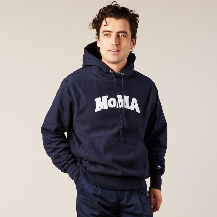 MoMA Exclusive: Champion first produced this hoodie sweatshirt in the 1930s to keep athletes warm during training. Our version has �MoMA� appliqu�d in classic college-style lettering. The MoMA Champion Hoodie was first produced in connection with MoMA's 2017 exhibition Items: Is Fashion Modern? An original version of the Champion Hoodie from the 1980s is an object in MoMA's collection. Bedroom Candles, Award Winning Books, College Style, Champion Hoodie, Print Artist, College Fashion, Rare Books, Outdoor Design, The 1980s