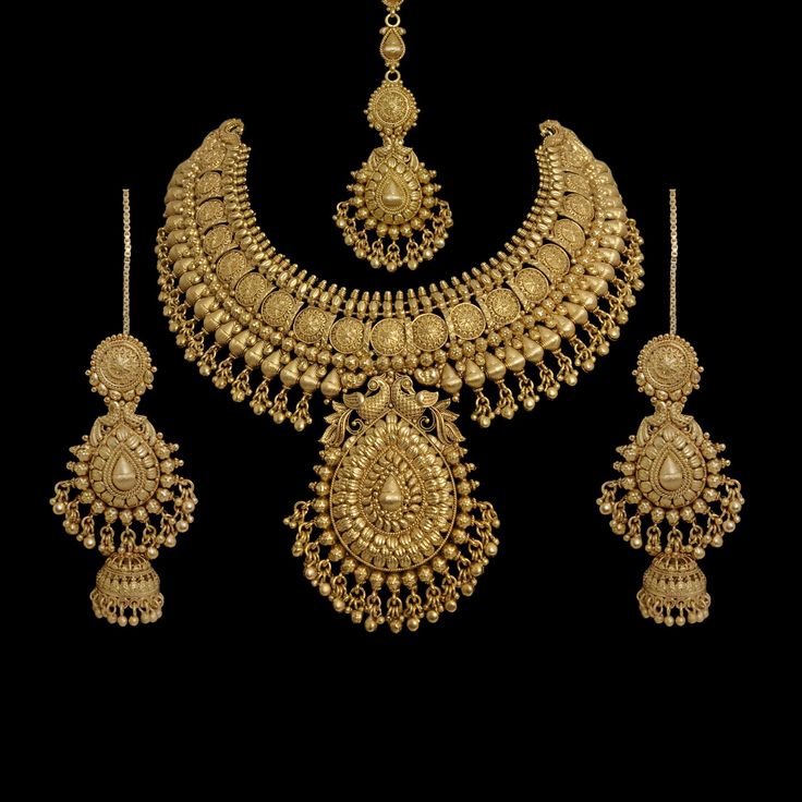 India Necklace India bridal jewelry set South India Jewellery Pakistani Necklace India Choker Temple Necklace and earrings wedding Jewelry This is a Beautiful Gold Plated Necklace India Jewelry Set which you can easily match with your Indian Outfits. Buy this India Wedding Set from AgulkaJewels, and make a unique collection. *PRODUCT DETAIL* *Material: Brass *Plating: 22K Antique Gold Plated *DIMENSIONS * *Necklace:- Weight: 165 gm, Drop Length:- 7.5 Inches, Width: 3.7 Inches. *Earrings:- Weight Bridal Necklace Set Gold, Beautiful Gold Necklace Bridal Jewelry, Gold Jewelry Set Design, Pakistani Gold Necklace, Wedding Jewellery Collection Gold, Antique Gold Jewelry Indian Bridal Jewellery Necklace Set, Gold Set Bridal, Gold Sets Jewelry Indian Design, Indian Wedding Jewelry Gold