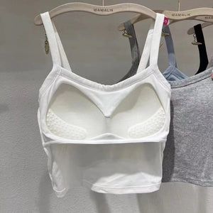 Built in bra Tank Top Built In Bra Tank Top, Bra Tank Top, Crop Top Women, Spring Break Outfit, 2024 Outfits, Tube Tops, Tank Top Bras, Fashion Female, Tops Fashion