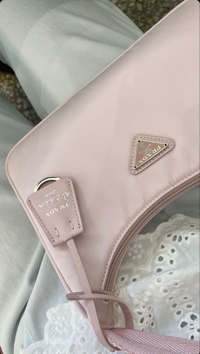 Pink Prada Bag, Wealthy Woman, Luxury Bags Collection, Handbag Essentials, Dream Bags, Girly Bags, Pink Girly Things, Pink Vibes, Fancy Bags