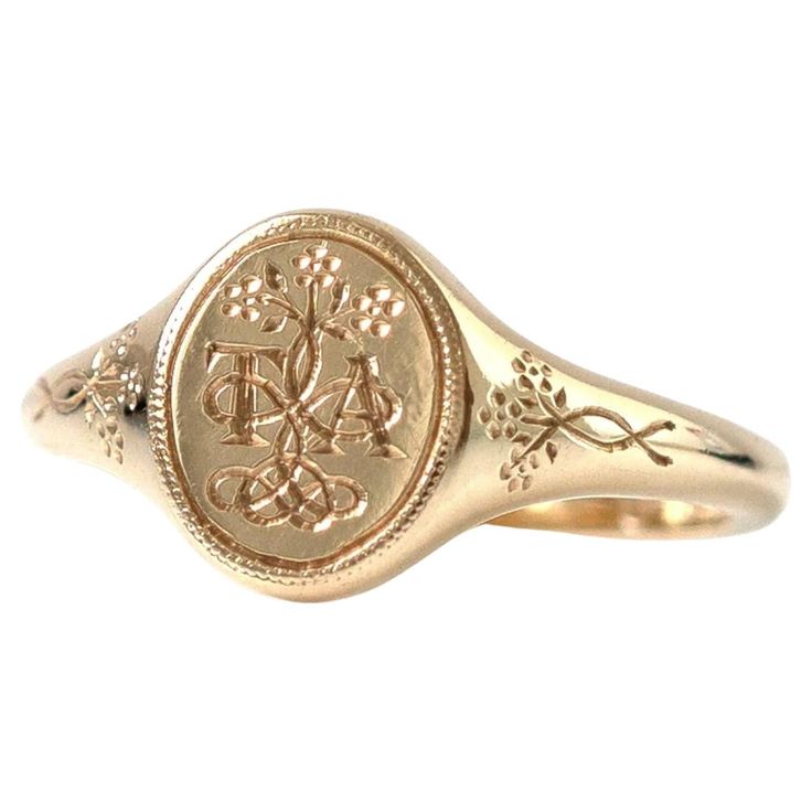 Crafted in 9ct and 18ct gold, the Forget-Me-Not Signet ring is a timeless symbol of love and remembrance. Inspired by Victorian sentimental jewelry, this ring features two letters of your choice, intertwined with delicate Forget-Me-Not flowers, a cherished symbol of enduring affection. The floral design extends down the shank, adding a touch of elegance and sentimentality. At Mayveda, we believe in creating modern heirlooms that tell your story. The Forget-Me-Not Signet is a romantic piece, designed to keep the memory of a loved one close, while also reflecting your personal connection through the engraved letters. The inside of the ring bears the inscription "I love in earnest,” a nod to Victorian devotion, which can be personalized with your own message, making this piece uniquely yours. Delicate Signet Ring, Small Gold Signet Ring, Initial Signet Rings Women, Simple Engraved Rings, Initial Engraved Ring, Antique Locket Ring, Vintage Wedding Rings Mens, Signet Ring Antique, Vintage White Gold Ring