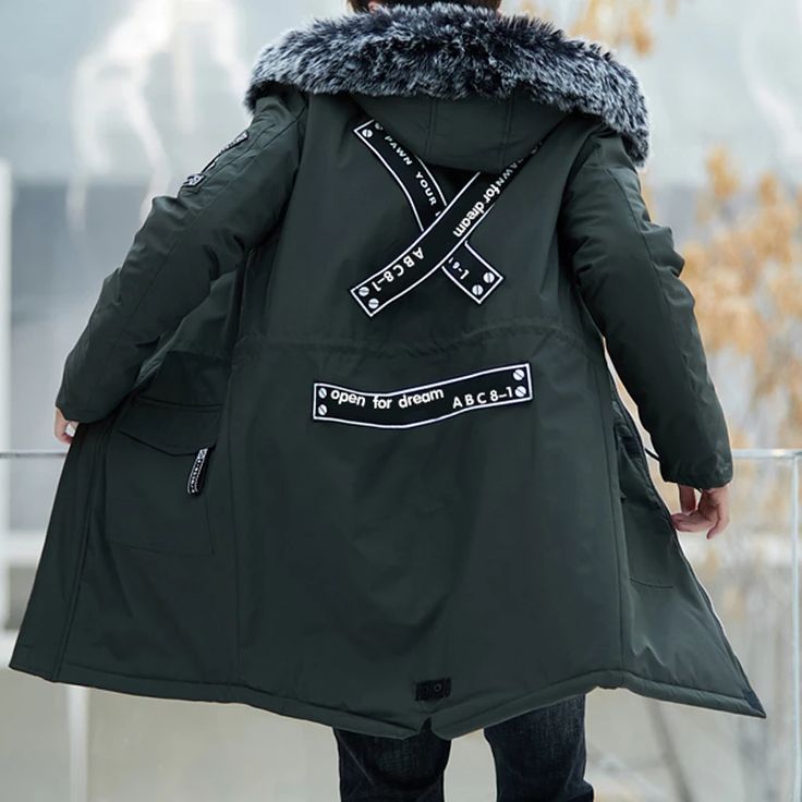 Men Streetwear Winter, Men Winter Jacket, Warm Coats, Streetwear Winter, Dressy Casual Outfits, Mens Parka, Jackets Men Fashion, Winter Jacket Men, Men Streetwear