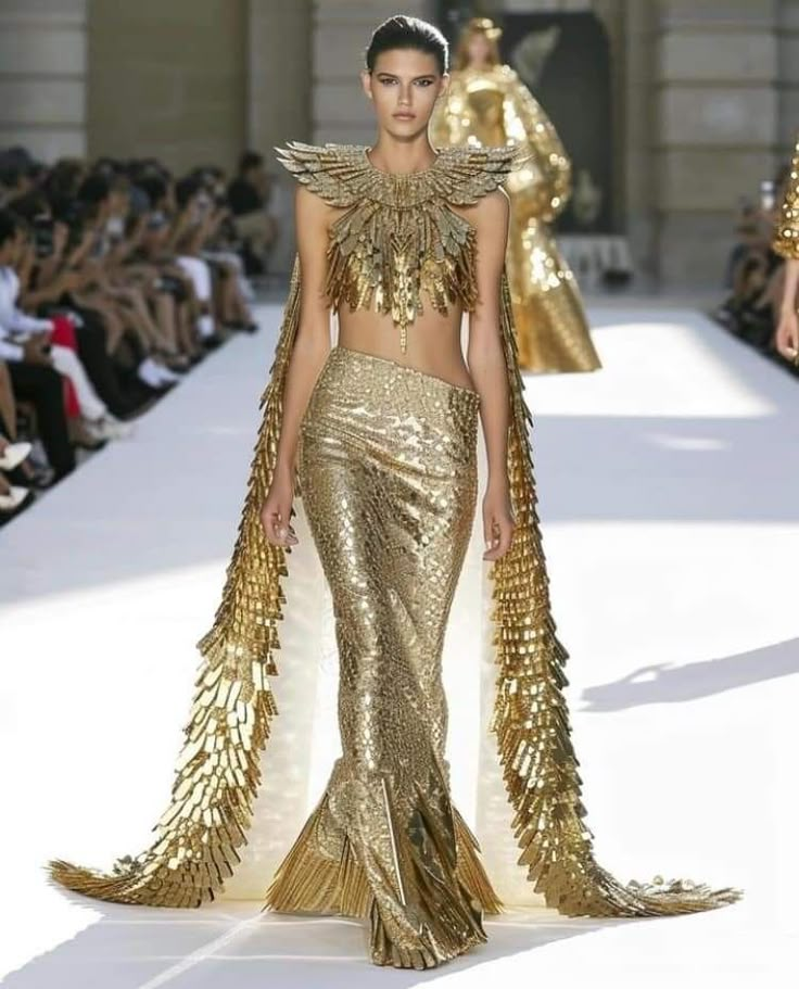 Greek Goddess Fashion Show, Golden Runway Dress, Culture Fashion Show, Egyptian Fashion Show, Cleopatra Fashion Inspiration, Golden Goddess Dress, Sumerian Fashion, Cleopatra Inspired Outfit, Egypt Dress Fashion