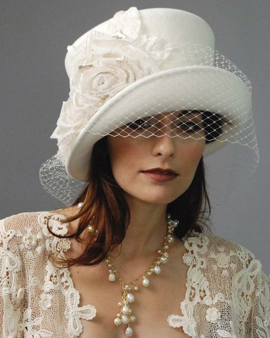 Bridal Top Hat by Suite 101 -the Suite 101 website is no longer online : (                                                                                                                                                     More Making Hats, Cloche Hats, Ladies Hats, Pretty Hats, Bridal Hat, Bridal Tops, Kentucky Derby Hats, Elegant Hats, Fancy Hats