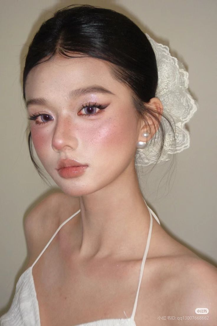 Vietnamese Makeup, Thai Makeup, Jewellery Art, Asian Makeup, Gorgeous Makeup, Look Alike, Korean Makeup, Prom Hair, Cancun