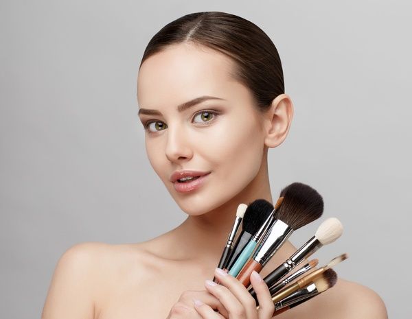 $64 for $130 Worth of Services — ES MAKEUP ARTIST Weekend Makeup, Oily Skin Care Routine, Skin Undertones, Matte Skin, Top Makeup, House Of Beauty, Makeup Services, Makeup Tips For Beginners, Makeup Tricks