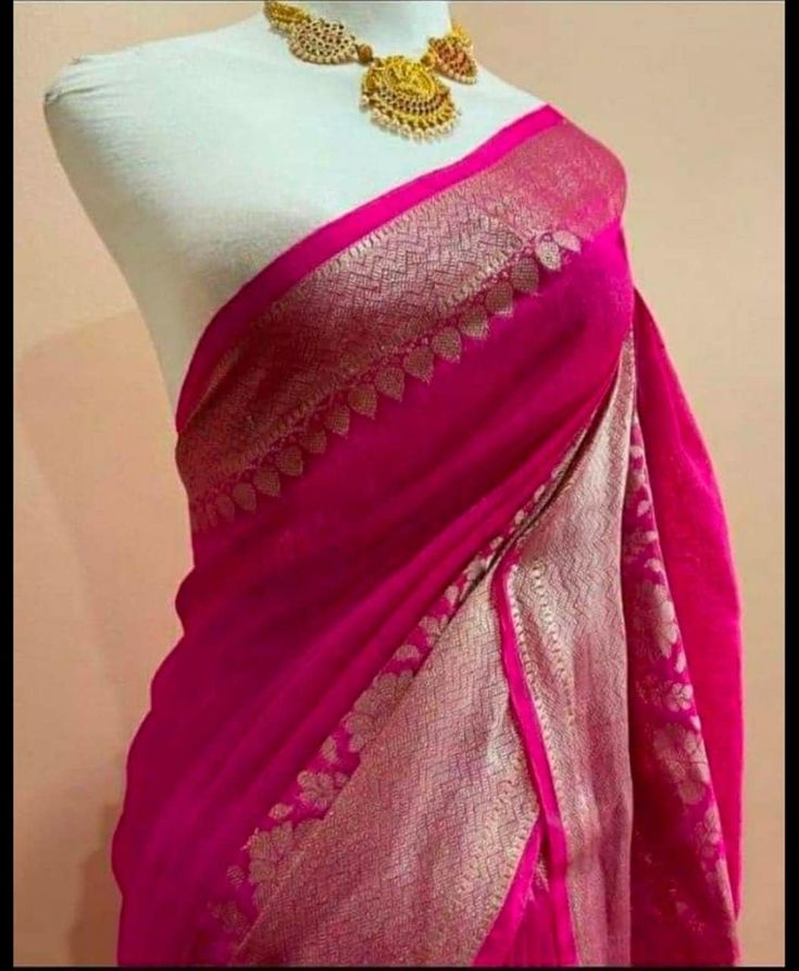 Material Lilen saree  Dimensions Length: 5.5 Metres Description PRODUCT DETAILS : Saree Type : Banarasi Lilen saree  Saree Length : 5.5 Meters blouse lenth... 0.90 metres Saree Weight : 0.700 gms Color : As shown in the picture Work : weaving Occasion: Party Wear, Formal Wear, Festival Wear , Marrige Function Wear, Casual Wear, Regular Use. Washing Instructions : Dry Clean only. Disclaimer : The color of actual product may vary slightly from the images provided due to photographic lighting condi Party Dola Silk Saree, Diwali Pre-draped Saree With Zari Weaving, Pink Dola Silk Handloom Saree, Pink Handloom Dola Silk Saree, Pink Banarasi Silk Traditional Wear For Party, Traditional Pre-draped Saree With Zari Weaving For Party, Banarasi Silk Choli With Zari Weaving For Party, Traditional Zari-weaved Pre-draped Saree For Party, Party Dupatta With Zari Weaving For Navratri