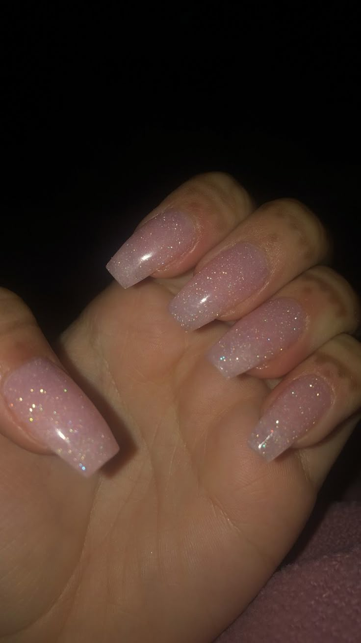 Soft Pink Nails With Glitter Sparkle, Sheer Pink Nails With Glitter, Simple Pink Glitter Nails, Light Pink Cute Nails, Natural Acrylic Nails With Glitter, Light Glitter Pink Nails, Nude Sparkly Nails Acrylic, Simple Shiny Nails, Sparkly Nude Pink Nails