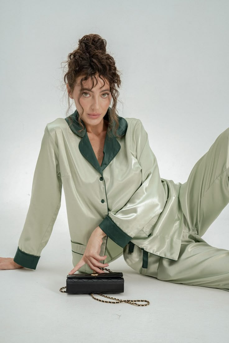 Now every day can be a pyjama day! Look like a goddess by wearing these silk pajamas at home! This personalised pajama set will make you look stunning no matter what :) ✂ About us: ♥ Est. 2017 ♥ Based in Lincolnshire, UK ♥ Handmade in Europe ♥ Small family run brand ♥ Handmade in Europe ♥ Sustainable and ethical production ♥ We support local craftsmanship ♥ Sizes for all body types ✂ About PJs: * Top and trousers * Trousers with pockets! * Long sleeves * Silky Satin * Contrast piping  * Comfortable loose fit ✂ Shipping: * Fast UK delivery in 1 - 2 days * We ship worldwide! * Returns accepted 🌸 Due to high demand processing time for custom and personalised items take extra 15-21 working days. 🌸 Please note: custom and personalised items are not refundable.  ✂ Size Chart: ‣ S fits UK size Satin Pyjama Set Long, Elegant Pajamas For Women, Satin Pajamas Outfit, Silk Pjs Aesthetic, Satin Pajamas Aesthetic, Satin Sleepwear Pajama Set, Pajama Business, Fashionable Pajamas, Pajama Fits