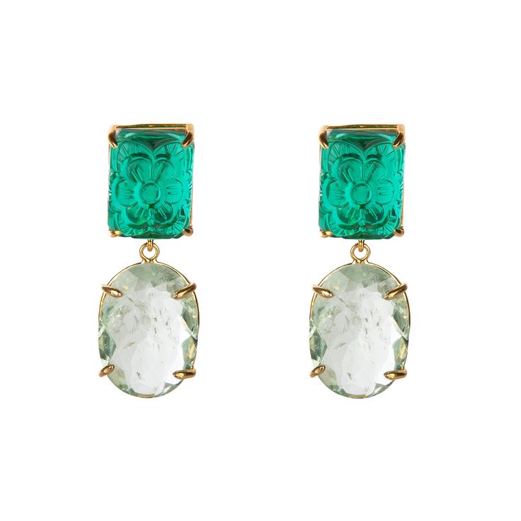 Indulge in the captivating beauty of our Rita Earrings, a stunning combination of natural charm and artistic design. The green quartz, meticulously carved into a rectangular shape, adds a unique and eye-catching element to these earrings. What makes these earrings truly exceptional is the removable green amethyst drop. This versatile feature allows you to customize your look, whether you prefer the elegance of the green quartz alone or the added touch of sophistication with the green amethyst dr Luxury Green Earrings With Polished Finish, Green Faceted Teardrop Earrings, Luxury Green Cabochon Earrings, Luxury Green Tourmaline Earrings, Luxury Green Multi-stone Earrings, Interchangeable Earrings, Felt Pouch, Green Quartz, Blue Quartz