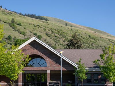 Davidson Honors College building at UM