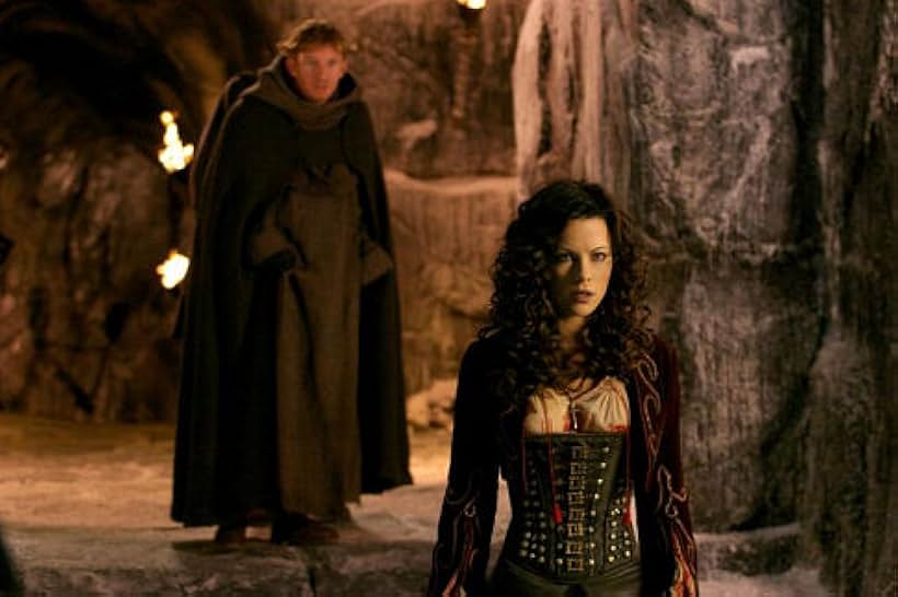 Kate Beckinsale and David Wenham in Van Helsing (2004)