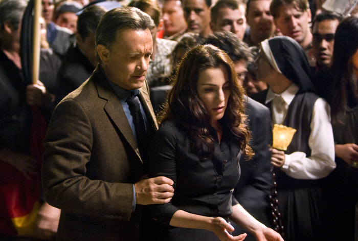 Tom Hanks and Ayelet Zurer in Angels & Demons (2009)