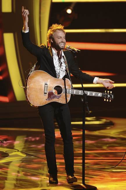 Paul McDonald in American Idol (2002)