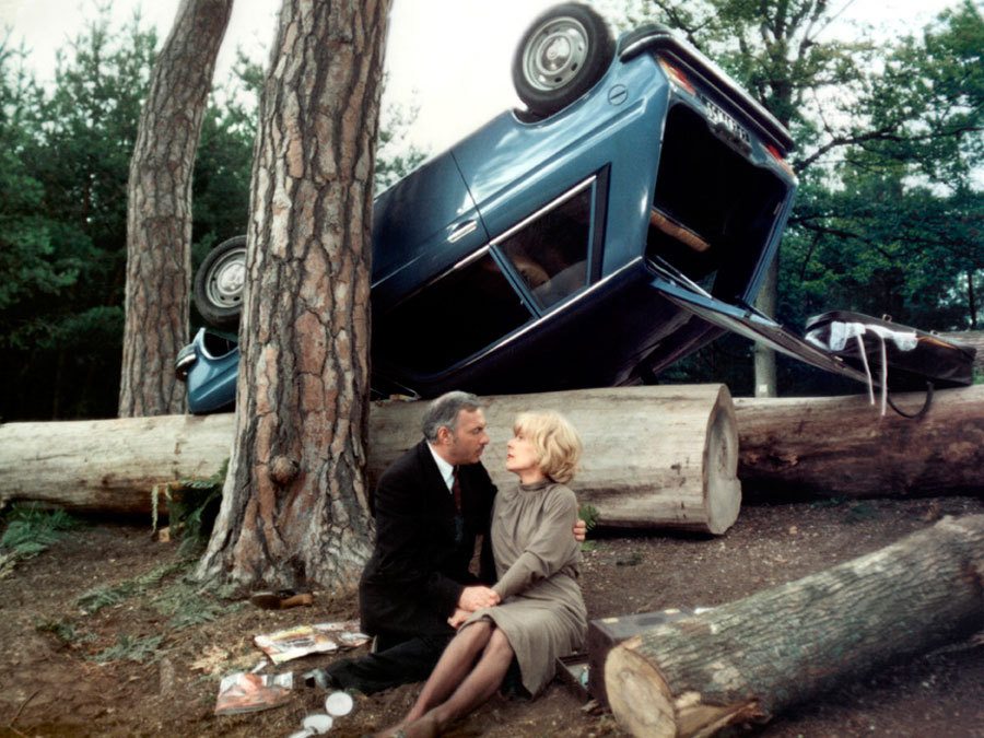 Eléonore Hirt and Michel Serrault in Get Out Your Handkerchiefs (1978)