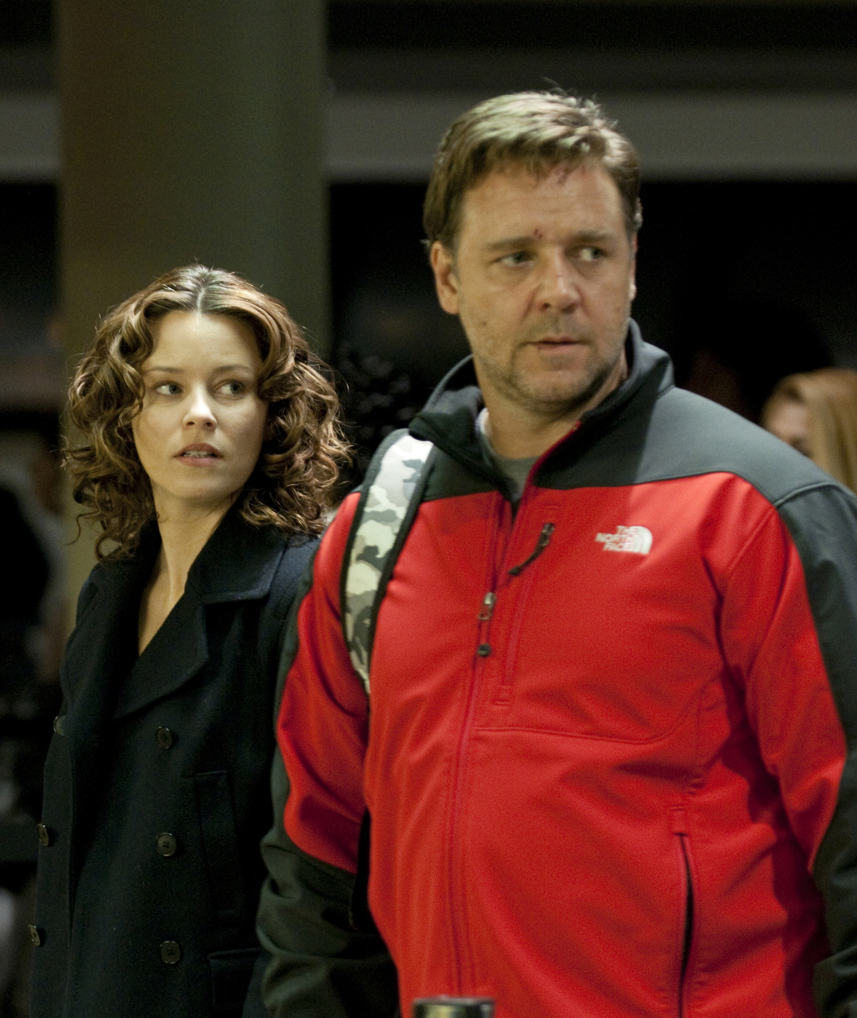 Russell Crowe and Elizabeth Banks in The Next Three Days (2010)