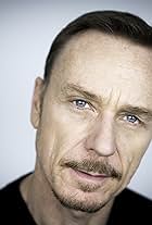 Ben Daniels